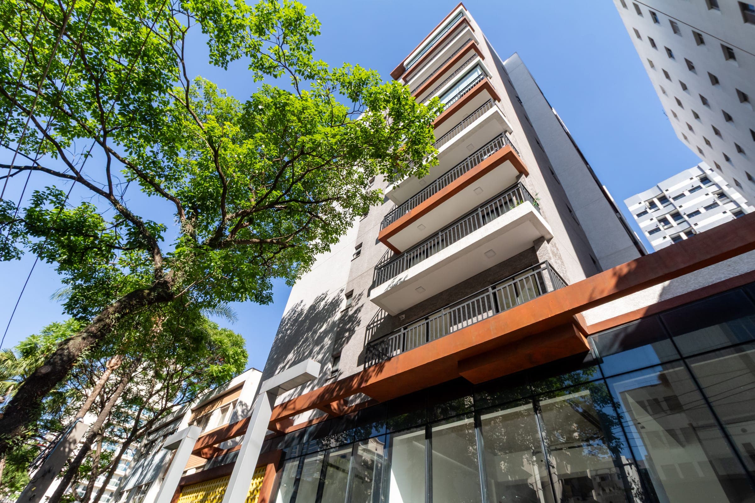 Case Glow Realty Incorporações — Construtoras & Incorporadoras, resultado: 70% das unidades vendidas na planta